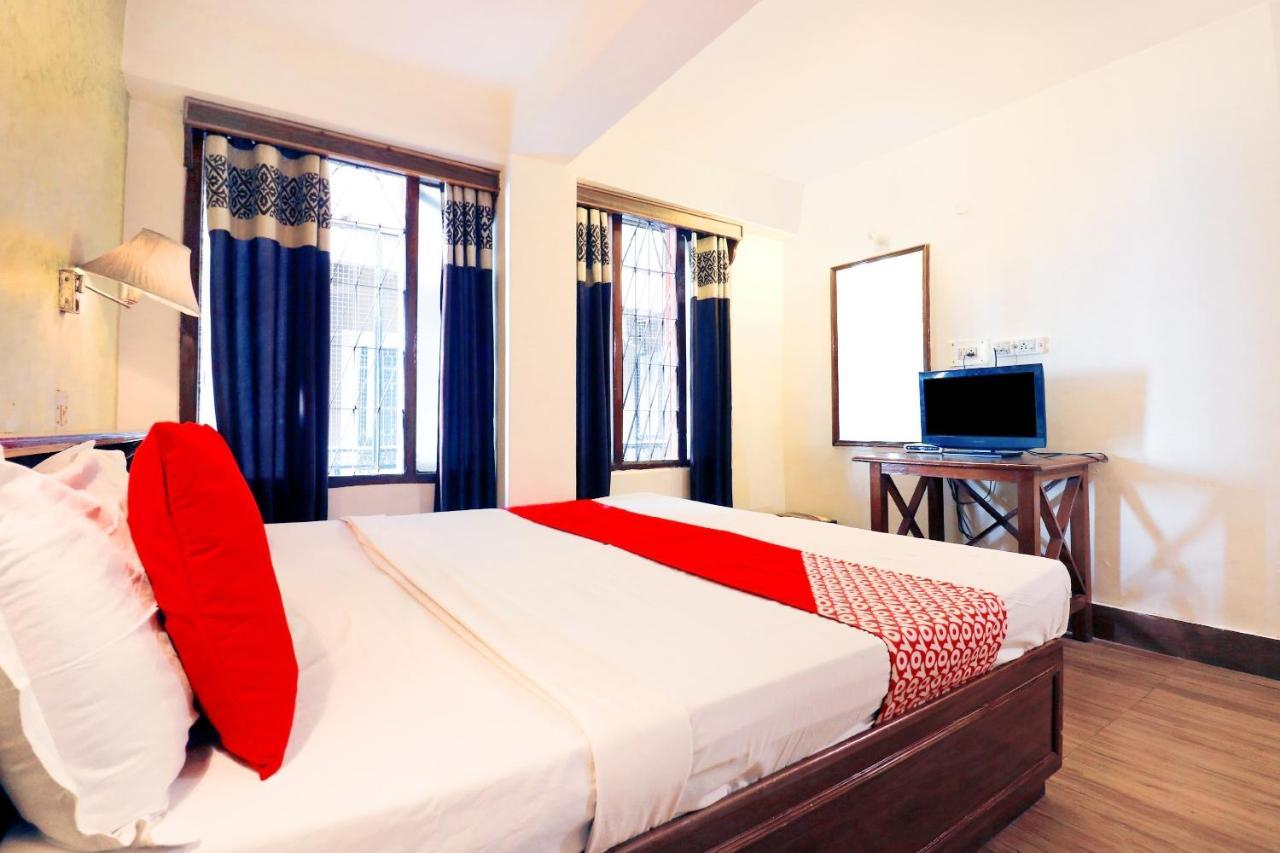 Oyo 45337 Hotel Woodland Шимла Экстерьер фото