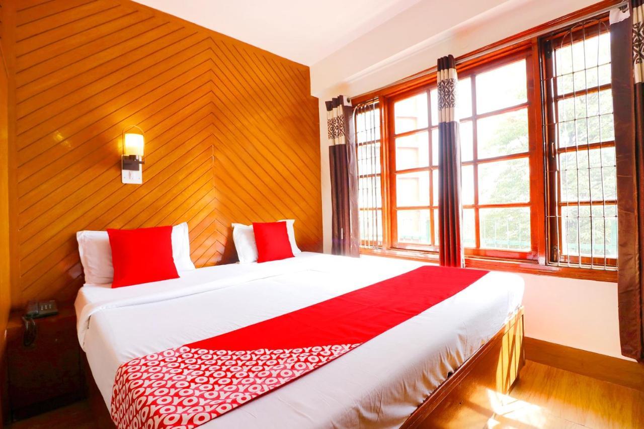 Oyo 45337 Hotel Woodland Шимла Экстерьер фото