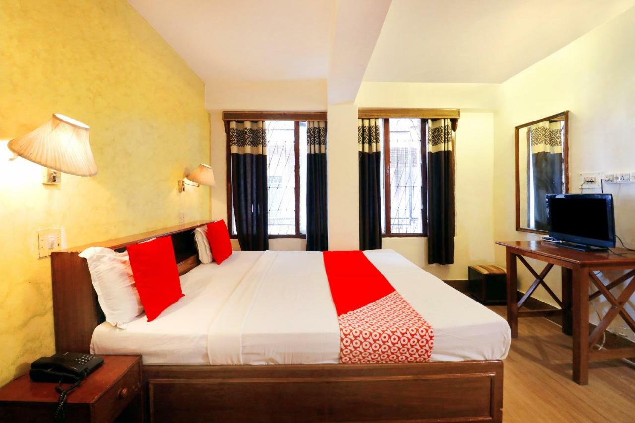 Oyo 45337 Hotel Woodland Шимла Экстерьер фото